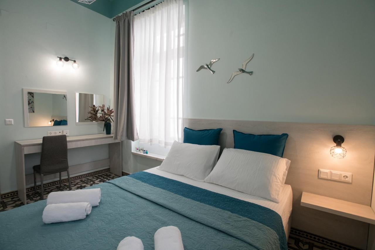 The Blue Apartment In The Heart Of Heraklion Екстер'єр фото