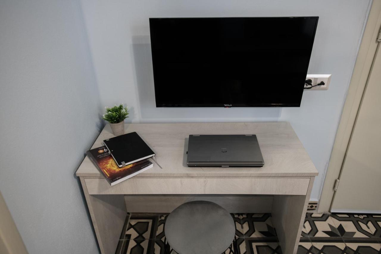 The Blue Apartment In The Heart Of Heraklion Екстер'єр фото