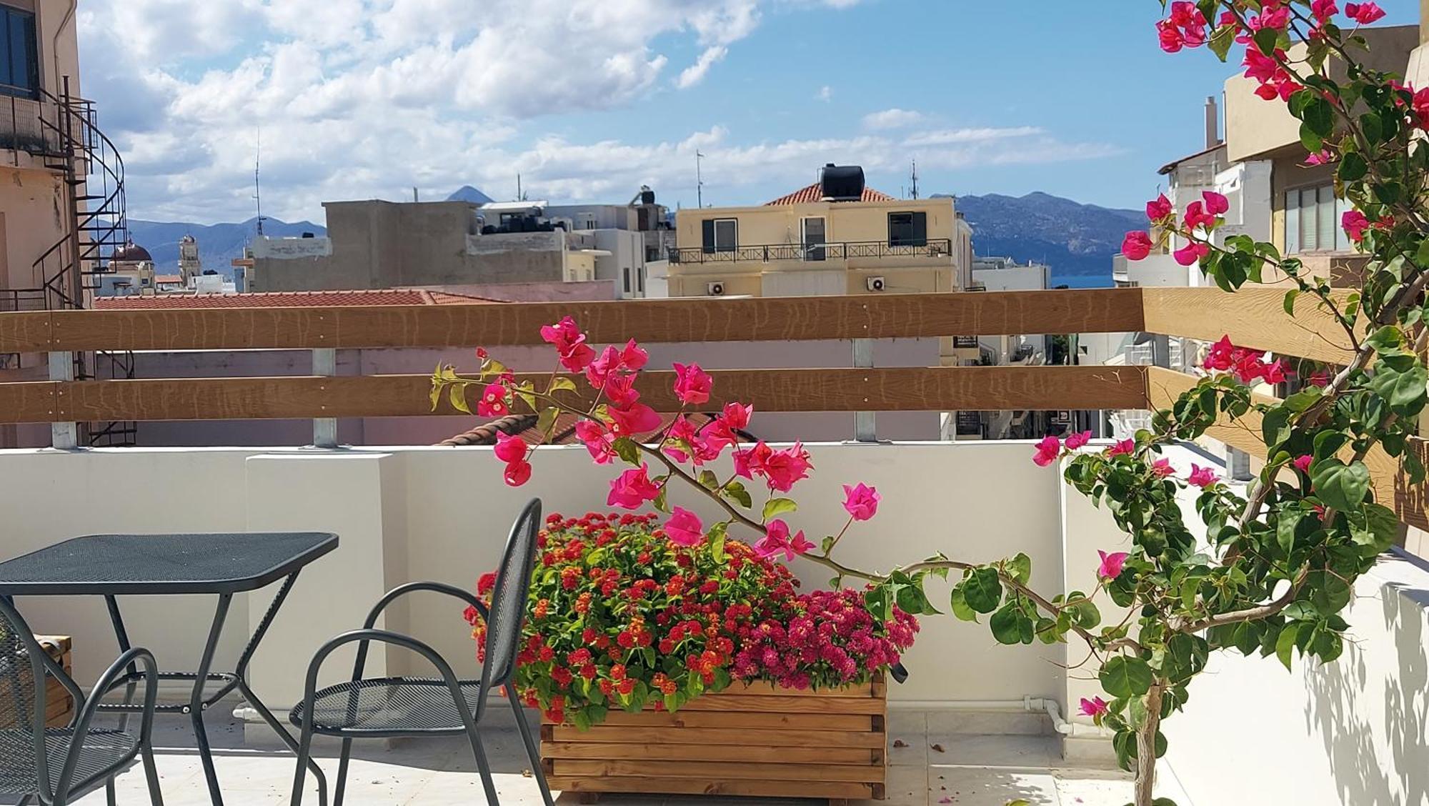 The Blue Apartment In The Heart Of Heraklion Екстер'єр фото